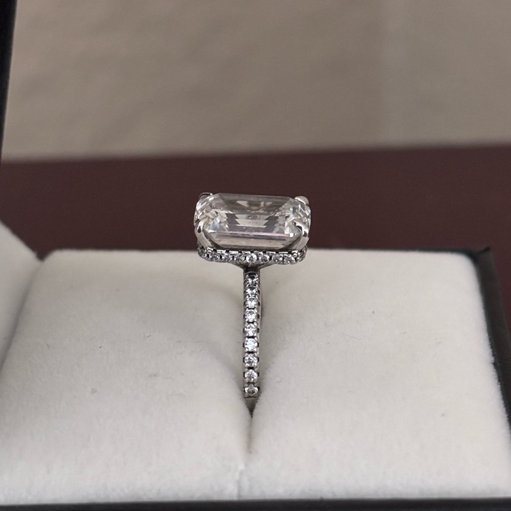 Radiant Silver Emerald-Cut Ring - image 4